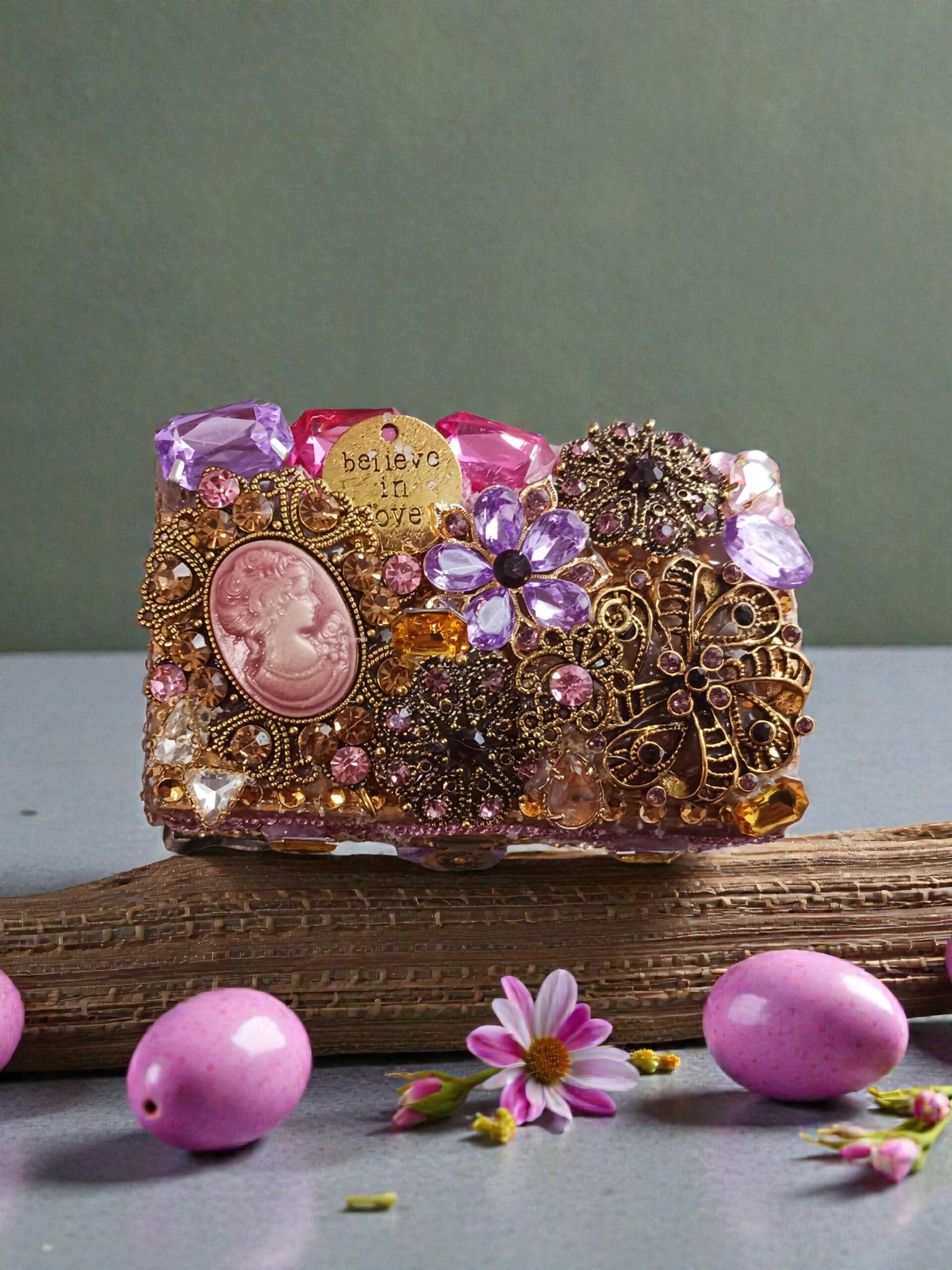 Specialty bling magnets